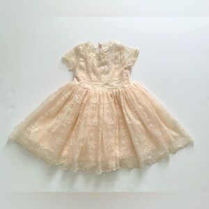 Mardi Amber Girl’s Lace Dress New Condition Special Occasion Ivory Vintage Look